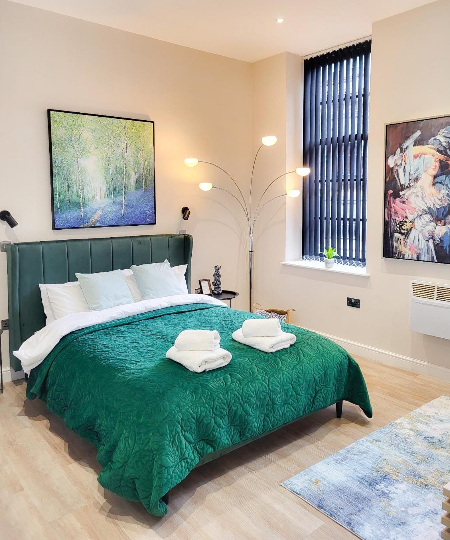 Beautiful Apartment & Central Location & King Size Bed ليدز المظهر الخارجي الصورة