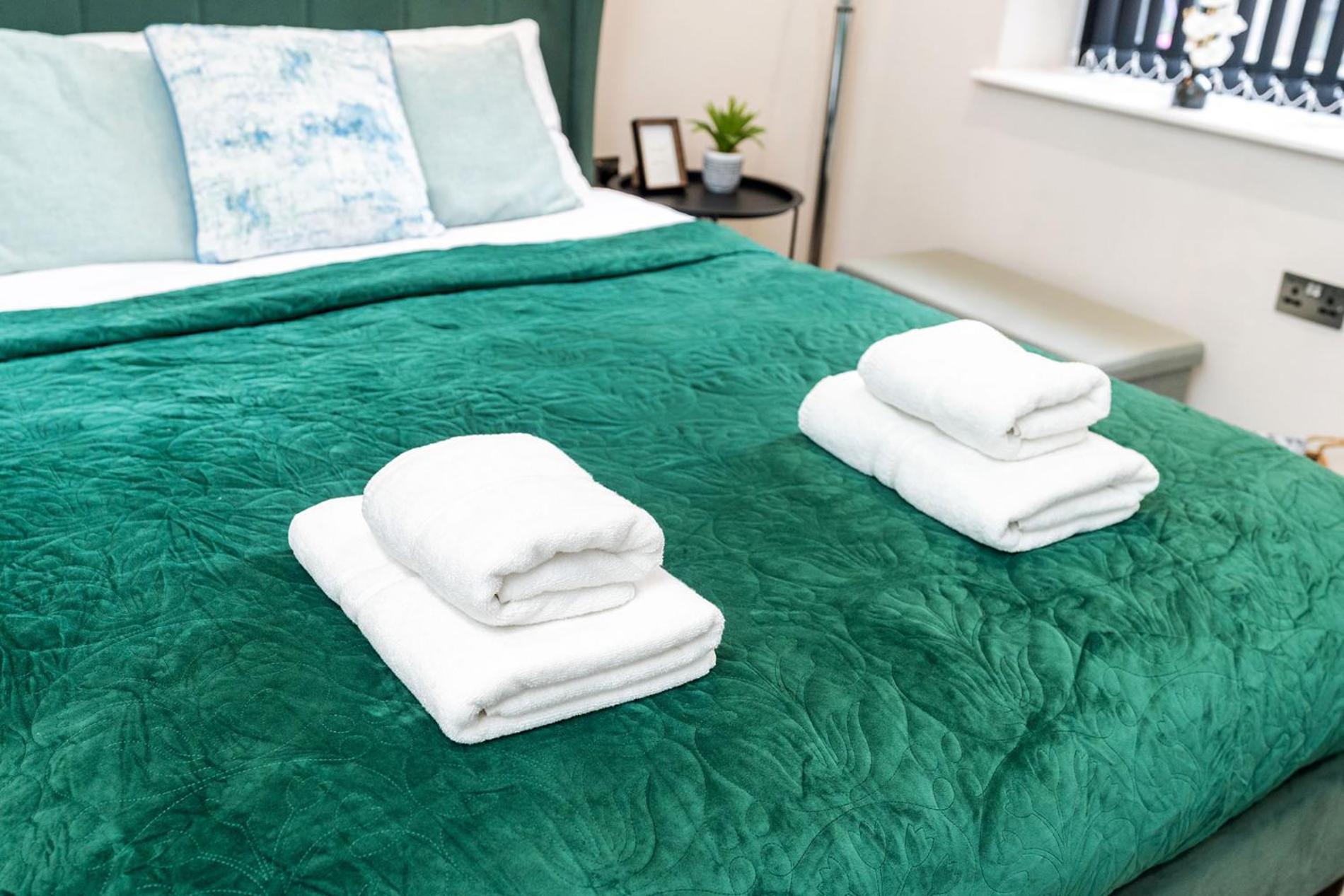 Beautiful Apartment & Central Location & King Size Bed ليدز المظهر الخارجي الصورة